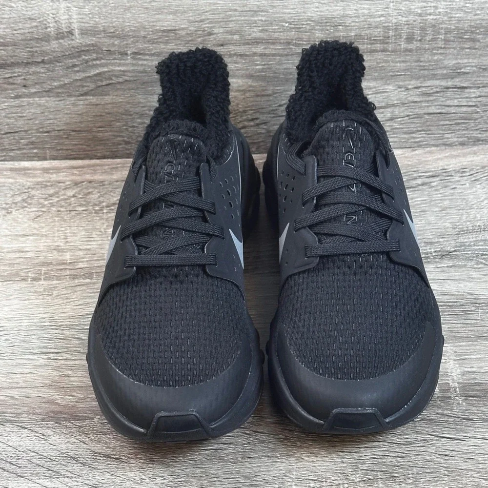 Nike CruzrOne Shoes Womens 6.5 Sneakers Active Streetwear Athleisure NEW $150